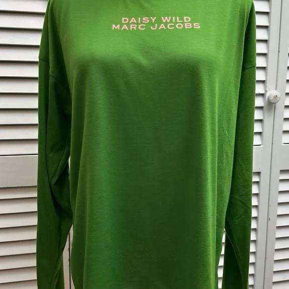 Marc Jacobs Vibrant Green Top with Daisy Details - Picture 6 of 8